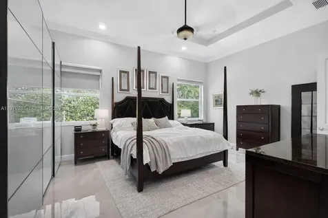 14929 SW 176th Terrace Miami FL 33187