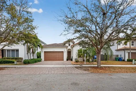 14929 SW 176th Terrace Miami FL 33187
