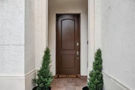 14929 SW 176th Terrace Miami FL 33187