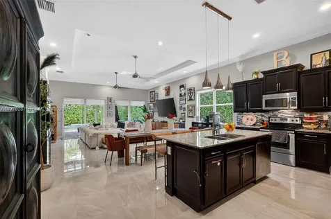 14929 SW 176th Terrace Miami FL 33187