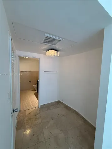 5255 Collins Avenue Miami Beach FL 33140
