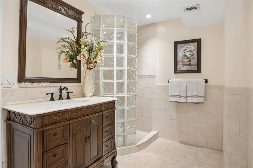 1500 S Ocean Drive Hollywood FL 33019