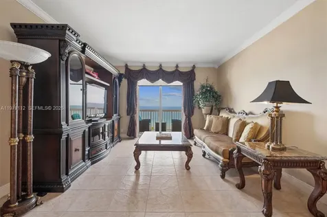 1500 S Ocean Drive Hollywood FL 33019