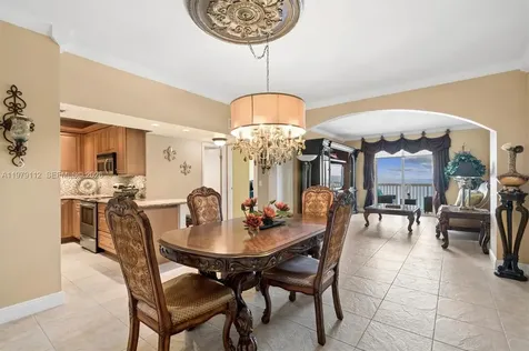 1500 S Ocean Drive Hollywood FL 33019