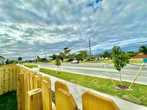 16213 SW 288th Terrace Homestead FL 33033