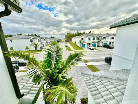 16213 SW 288th Terrace Homestead FL 33033