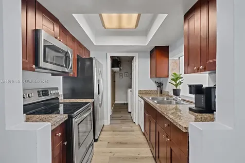 2286 NW 81st Avenue Sunrise FL 33322