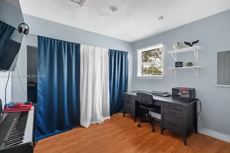 2286 NW 81st Avenue Sunrise FL 33322