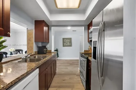 2286 NW 81st Avenue Sunrise FL 33322