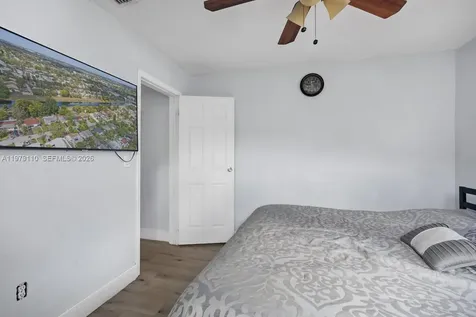 2286 NW 81st Avenue Sunrise FL 33322