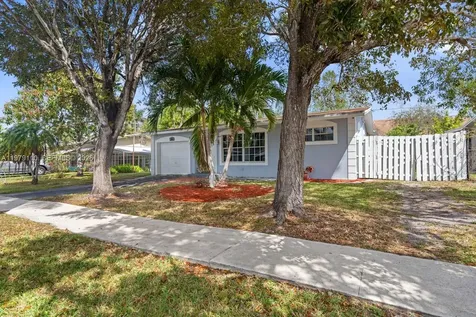 2286 NW 81st Avenue Sunrise FL 33322