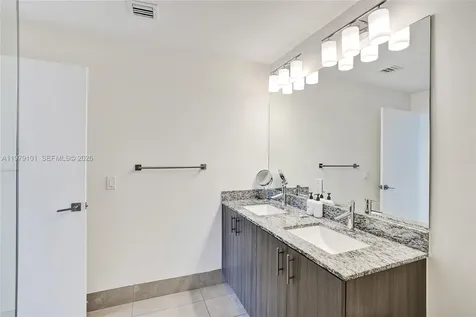 5350 NW 84th Avenue Doral FL 33166