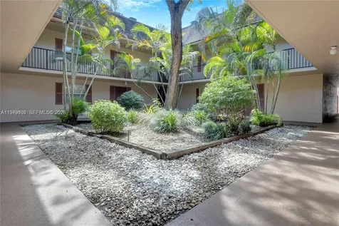 11273 SW 88 Street Miami FL 33176