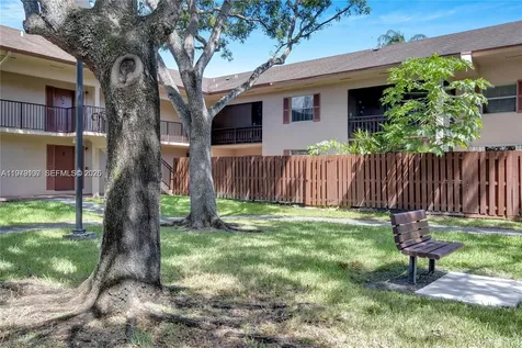 11273 SW 88 Street Miami FL 33176
