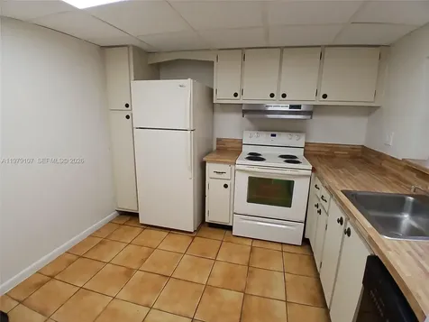 11273 SW 88 Street Miami FL 33176