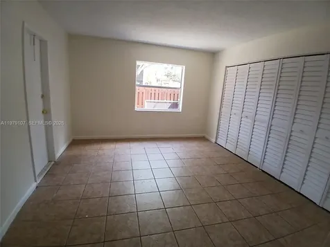 11273 SW 88 Street Miami FL 33176