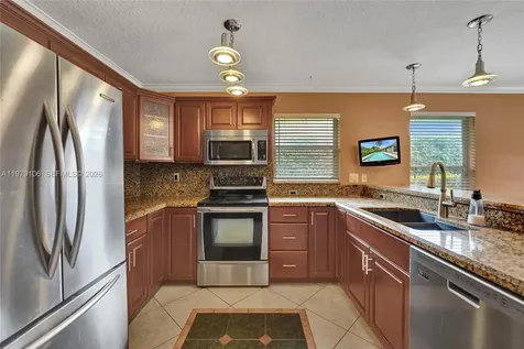 4242 NW 66th Street Coconut Creek FL 33073