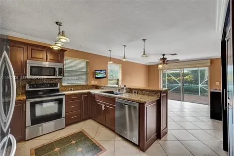 4242 NW 66th Street Coconut Creek FL 33073