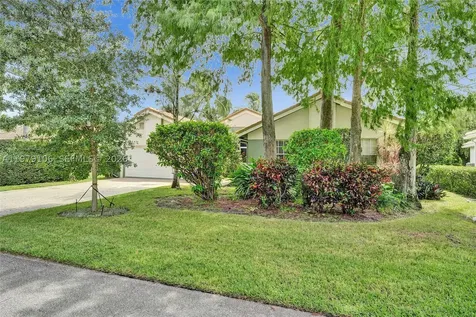 4242 NW 66th Street Coconut Creek FL 33073