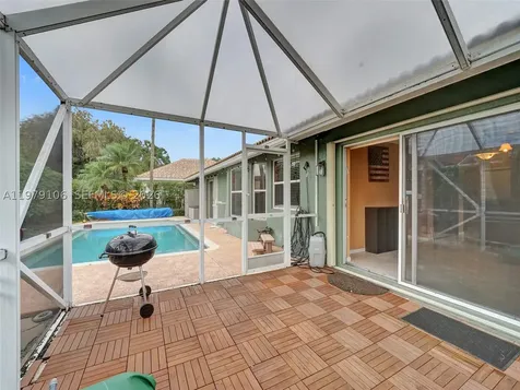 4242 NW 66th Street Coconut Creek FL 33073