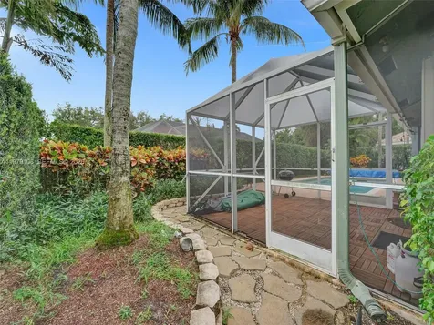 4242 NW 66th Street Coconut Creek FL 33073