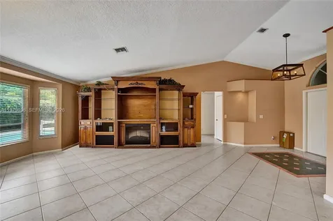 4242 NW 66th Street Coconut Creek FL 33073