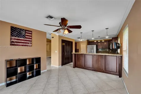 4242 NW 66th Street Coconut Creek FL 33073