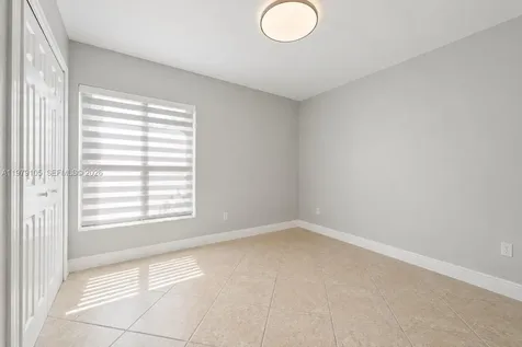 536 SW 88th Court Miami FL 33174
