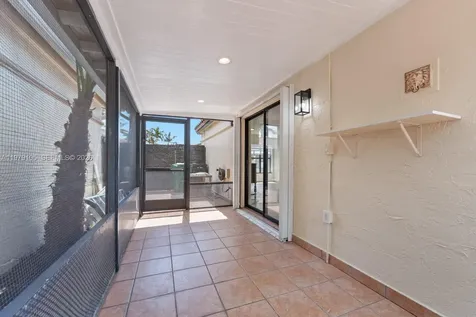 536 SW 88th Court Miami FL 33174