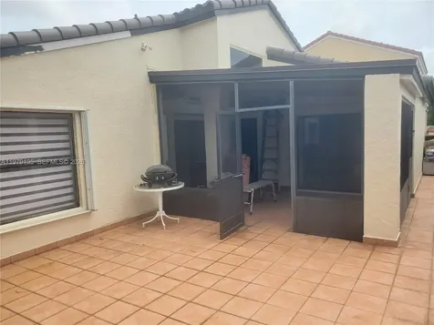 536 SW 88th Court Miami FL 33174