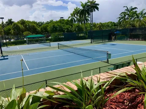 5758 NW 97th Place Doral FL 33178