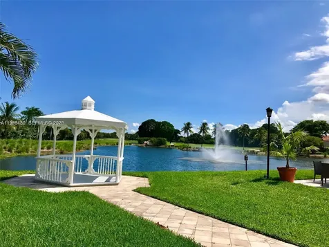5758 NW 97th Place Doral FL 33178