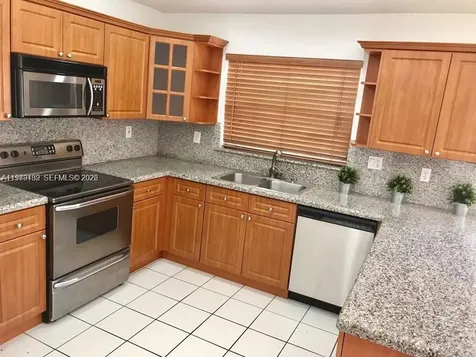 5758 NW 97th Place Doral FL 33178