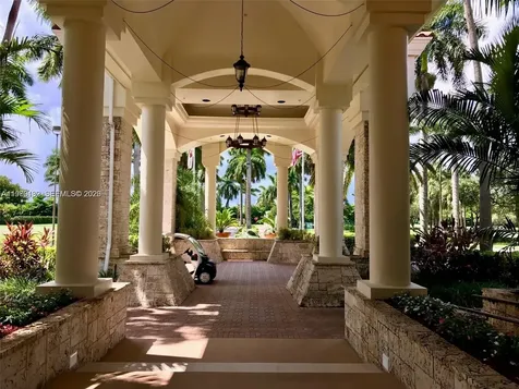 5758 NW 97th Place Doral FL 33178
