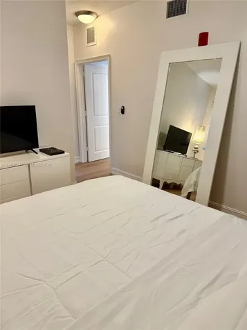 611 11th Street Miami Beach FL 33139