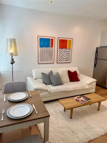 611 11th Street Miami Beach FL 33139
