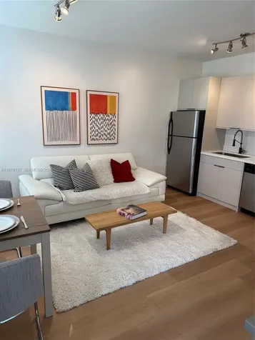 611 11th Street Miami Beach FL 33139