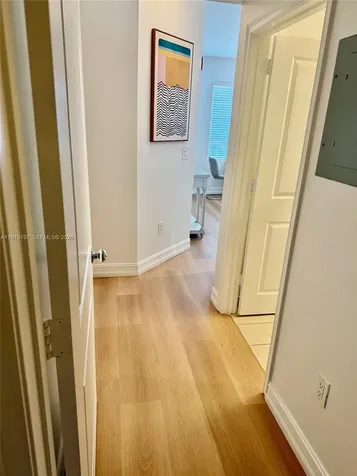 611 11th Street Miami Beach FL 33139
