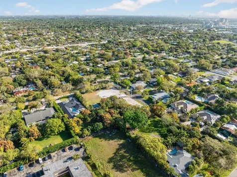 9232 SW 84 Avenue Miami FL 33156