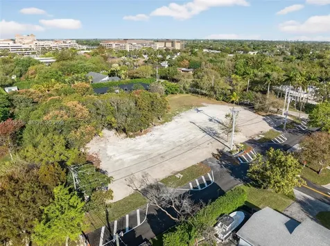 9232 SW 84 Avenue Miami FL 33156
