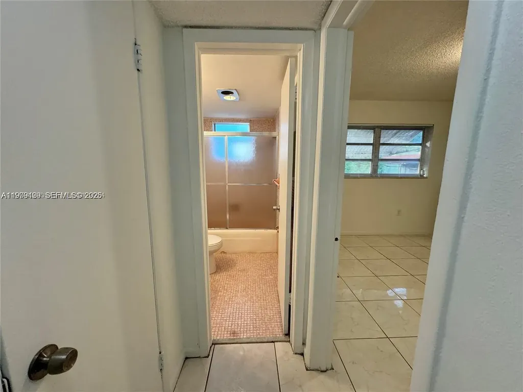 2005 Jefferson Street Hollywood FL 33020