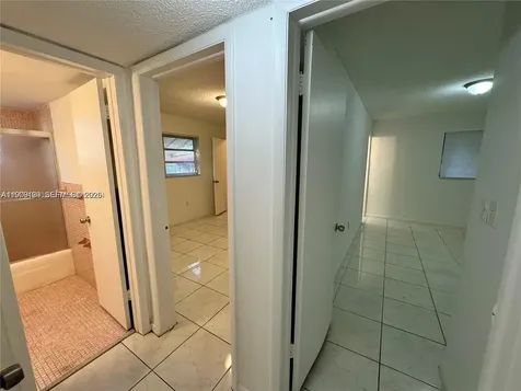 2005 Jefferson Street Hollywood FL 33020