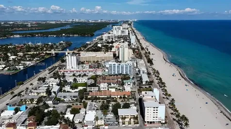 2005 Jefferson Street Hollywood FL 33020