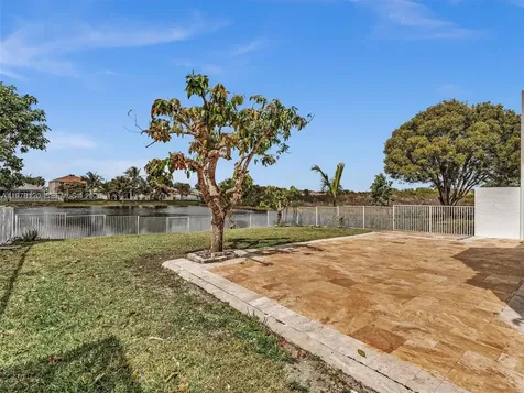 15363 NW 14th Road Pembroke Pines FL 33028