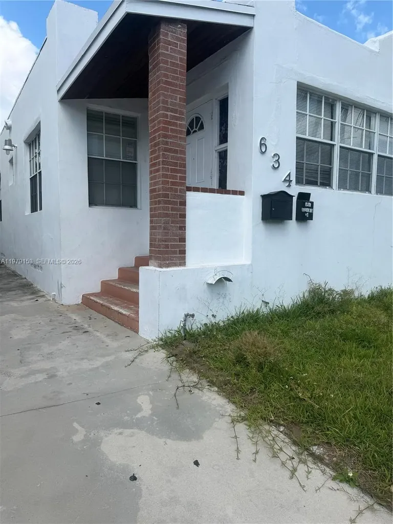 1640 Funston Street Hollywood FL 33020