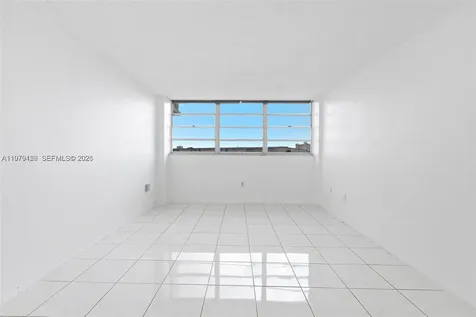 13155 Ixora Court North Miami FL 33181
