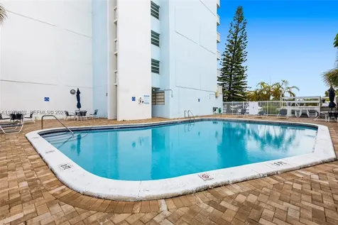 13155 Ixora Court North Miami FL 33181