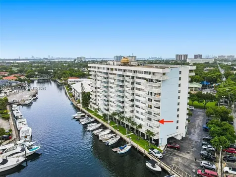 13155 Ixora Court North Miami FL 33181