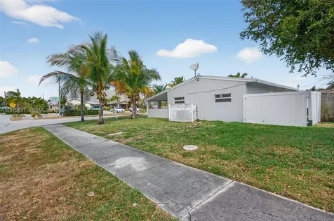 268 SE 8th Avenue Deerfield Beach FL 33441