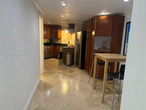 801 Brickell Bay Drive Miami FL 33131